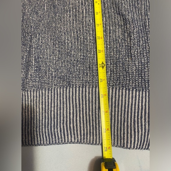 LC Lauren Conrad Women's Blue Sweater - Picture 11 of 12